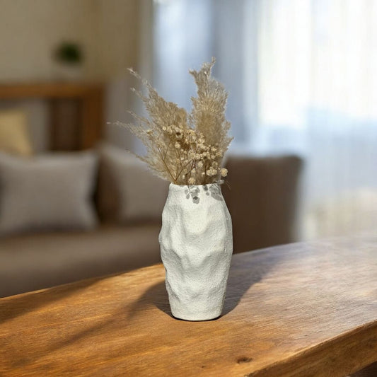 Handcrafted pottery vase – unique ceramic home decor by Kvell Masterpiece, available in Egypt.